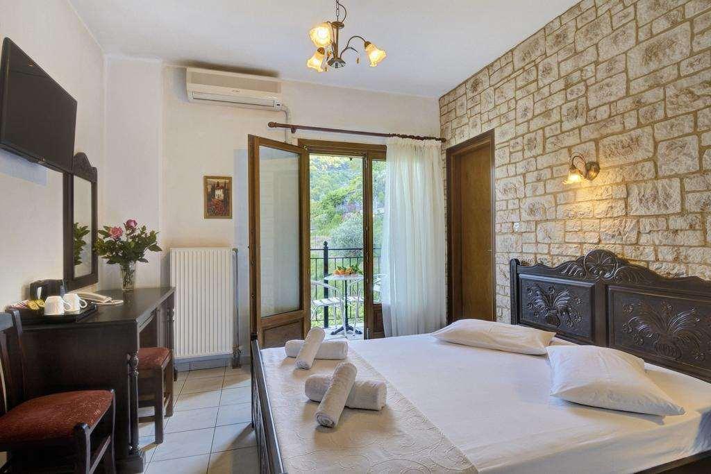 Hotel Agnadi - Horefto Bilik gambar